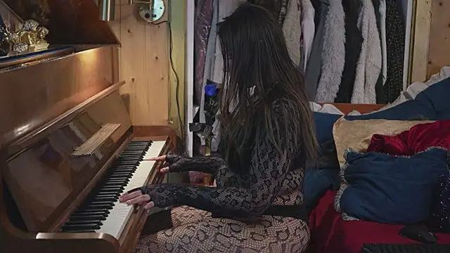 VanessaDoyle webcam