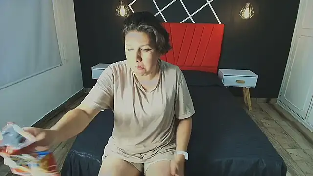 Chloe_McCarthy webcam