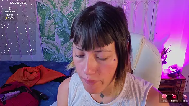 _sharlotte777 webcam