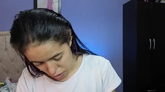 stephania_t webcam