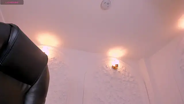 ArianaDumont webcam