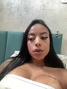 Elamesmamorena webcam
