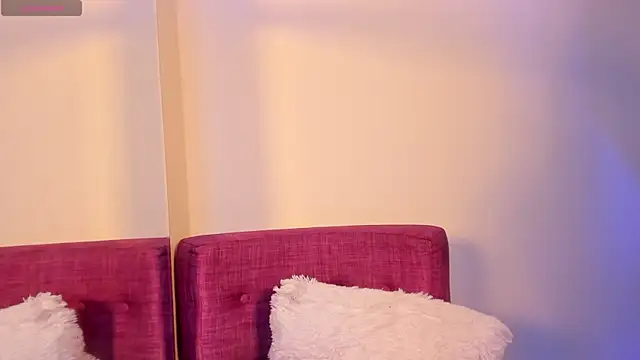 ALICEBLOOOM webcam