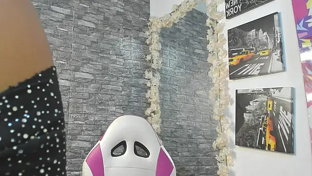 paola_ih webcam