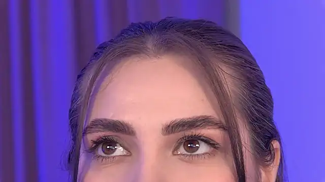 AdrianaToress webcam