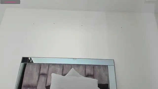 alyssia_ocean webcam