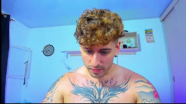 Ares_blue webcam