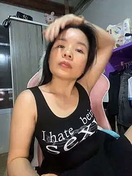 Ivy_Trix2 webcam
