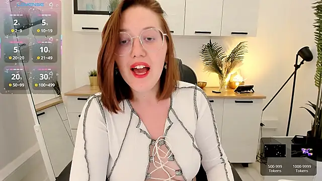 Charmy_Gracy webcam