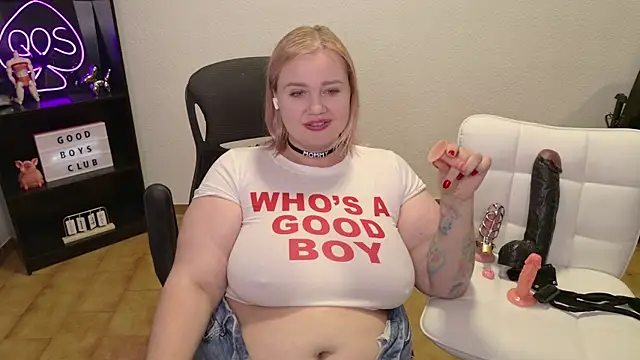 MargotGrey webcam