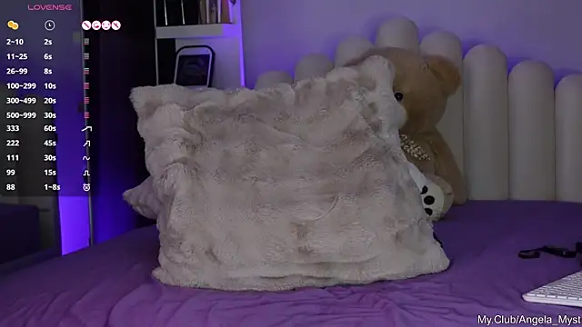 angela_myst (Ask my age) - 🕯️candle oil show🕯️