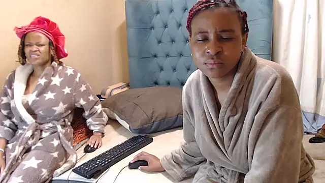 EbonyEssence webcam
