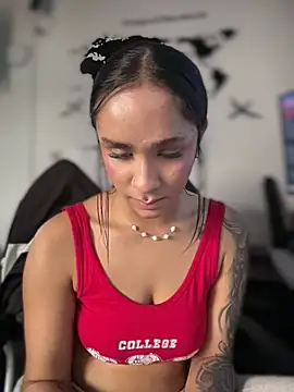 Isabella-Teen webcam
