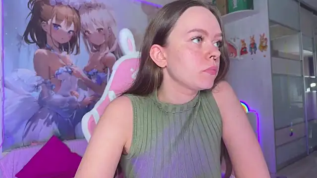 CheekySashaCharm webcam
