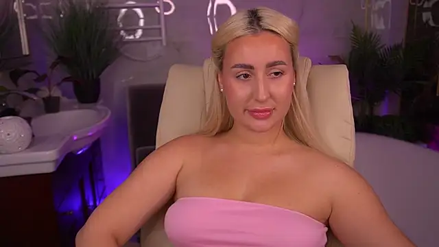 liabrazzerr - LiaBrazzerr's free webcam - UK Sex Cams