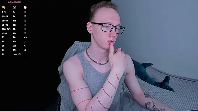 Alex_silent webcam stripchat model stream image