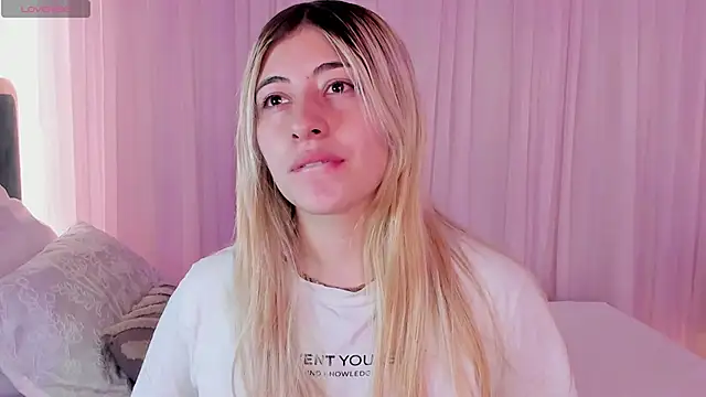tiffany_becker - Tiffany_becker's free webcam - UK Sex Cams