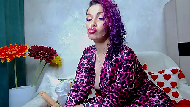 darina_monclie - Darina_Monclie's free webcam - UK Sex Cams
