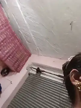 Deepjakolirr webcam