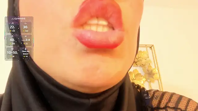 hanajameela (Ask my age) - -Sexy naked dance covered in oil🔥💥