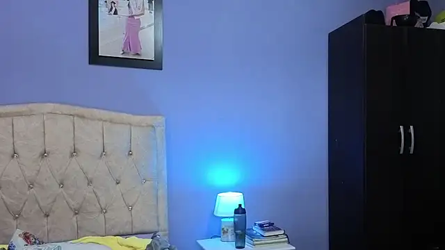 stephania_t - Stephania_t's free webcam - UK Sex Cams