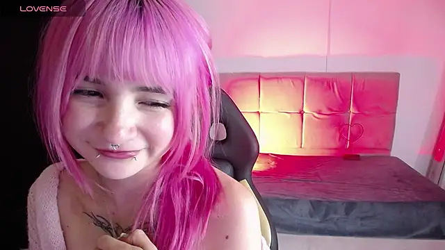 _Charlotte_Collins_ webcam