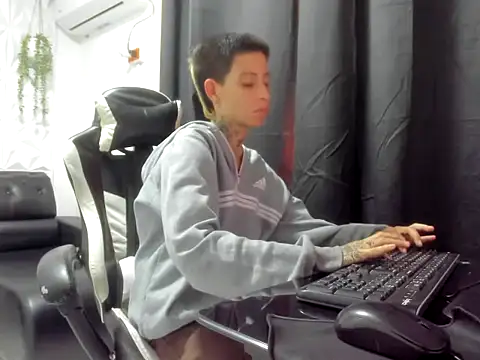 lunallena_17 webcam