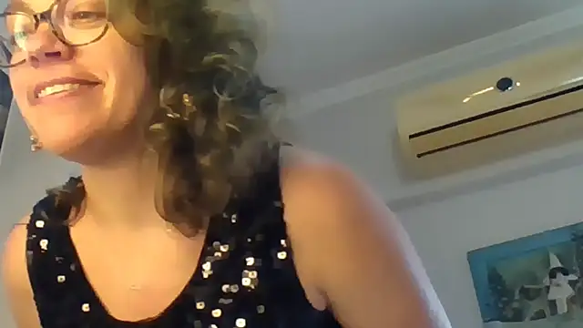 ju-hot - Ju-Hot's free webcam - UK Sex Cams