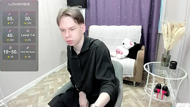 eliotmars (Ask my age) - show ass