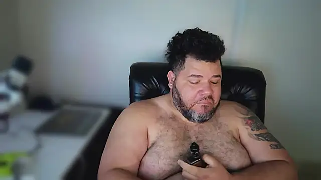 hotdominicancum - HotDominicanCum's free webcam - UK Sex Cams