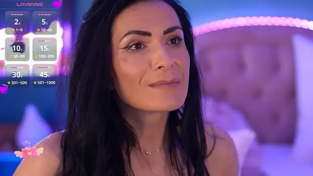raisavawn - RaisaVawn's free webcam - UK Sex Cams