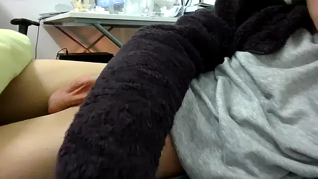 smallmike35 (M young) - #asian #australian #bisexuals #brunettes #flexing #hd #jerk-off-instruction #orgasm #skinny #small-audience #young