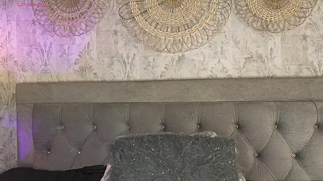 leidy_2026 - Leidy_2026's free webcam - UK Sex Cams