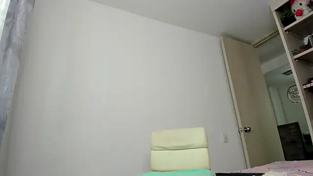 shantallhotxx webcam