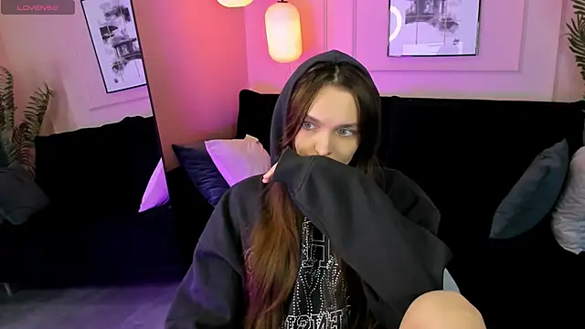 ChloeSunny webcam