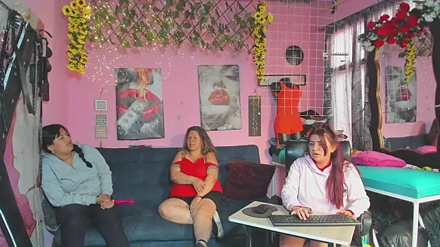 lesbiancuple webcam