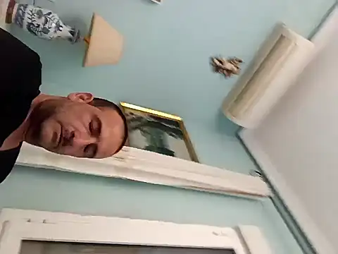DanTrov79 webcam