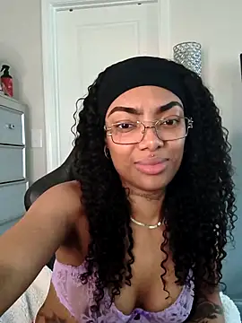 butterflybootyy webcam