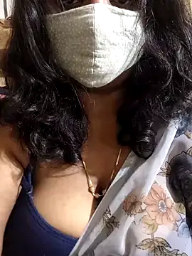 Yoursriya25 webcam