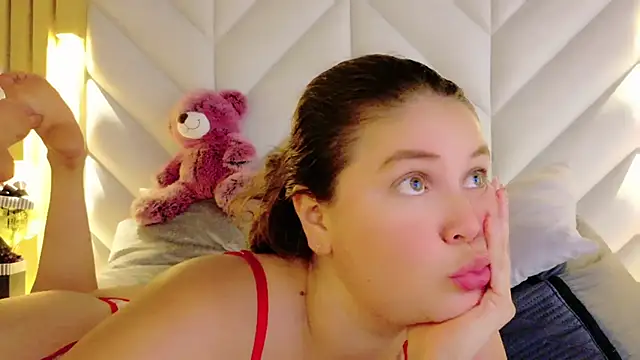 Anaise_latif webcam