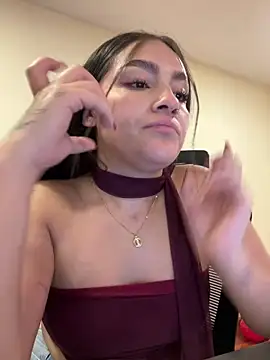 Alyha_Cortes webcam