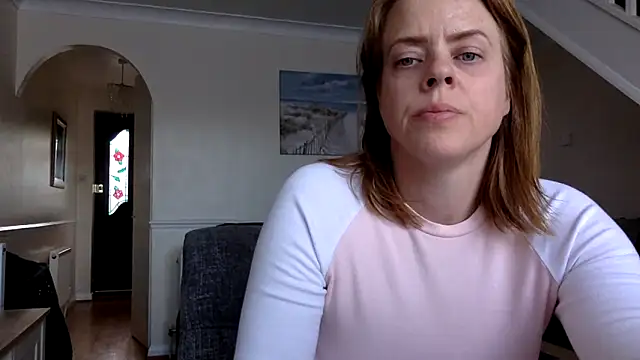 ElizabethArden42- webcam