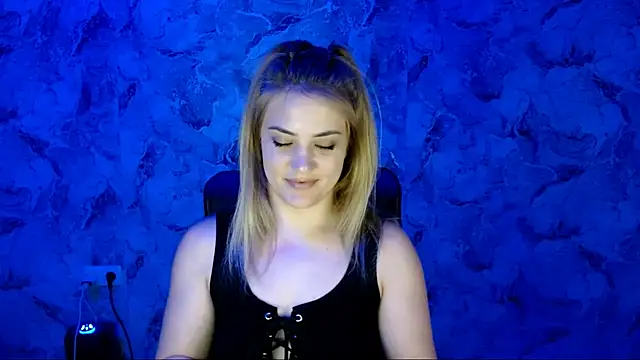 nika_gold1 webcam