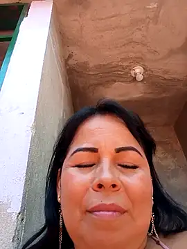 Mother-Big-tits webcam
