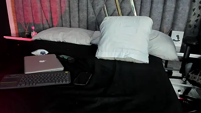 NicolaiKarav webcam