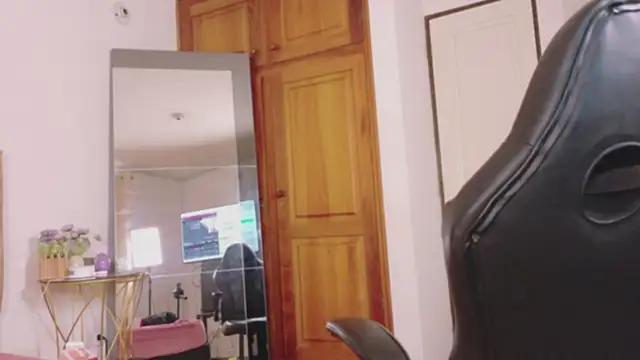 victoria_withmore webcam
