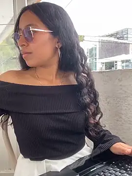 CassiePink_ webcam