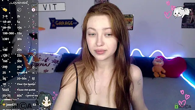 AmourLily webcam