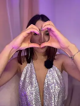 Bella-taylorr webcam