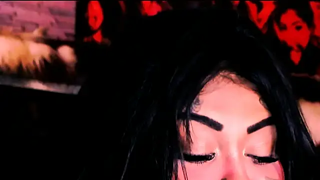 indian_dreamgirl webcam